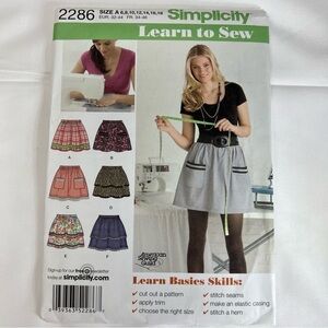 Simplicity Sewing patterns 2286 size 6-18 skirts